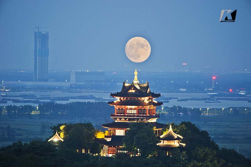 Mid-Autumn Festival is an important Moment for Chinese Families