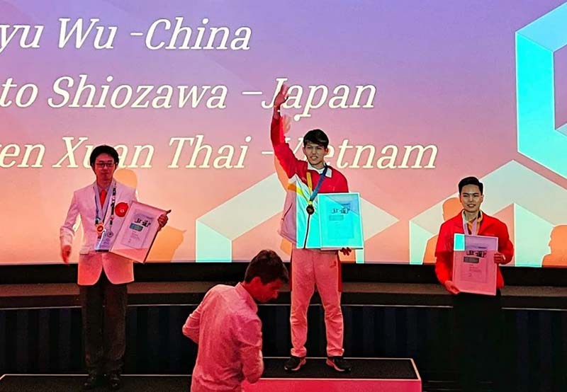 Wu Hongyu won the gold medal of CNC car project
