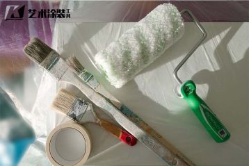 The right painting tools, suitable brushes and paint rollers